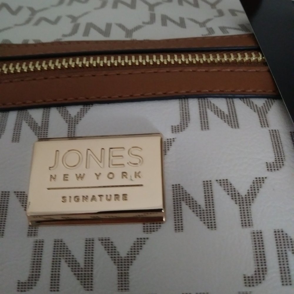 Jones NY Clara Signature Logo Tote White - Picture 8 of 10